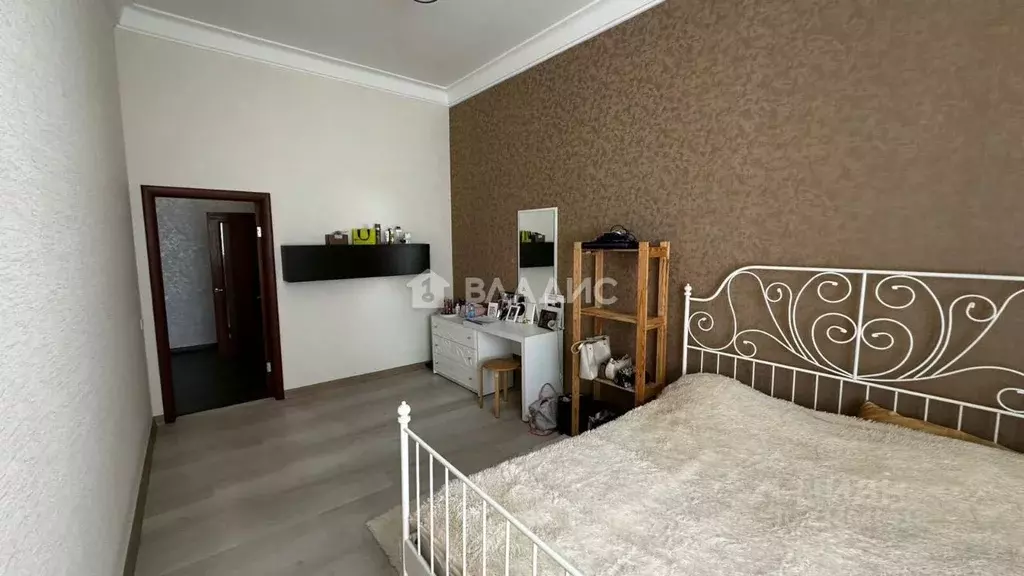 3-к кв. Смоленская область, Смоленск Коммунистическая ул., 10 (107.0 ... - Фото 2