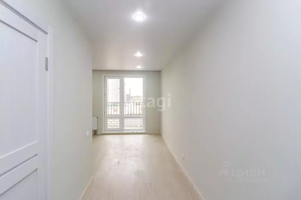 Студия Тюменская область, Тюменский район, д. Патрушева ул. Александра ... - Фото 0