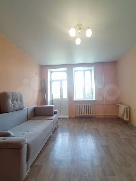 1-к. квартира, 35 м, 4/4 эт. - Фото 1