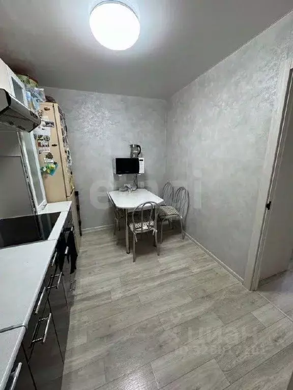 2-к кв. Коми, Сыктывкар Емвальская ул., 11 (35.1 м) - Фото 1