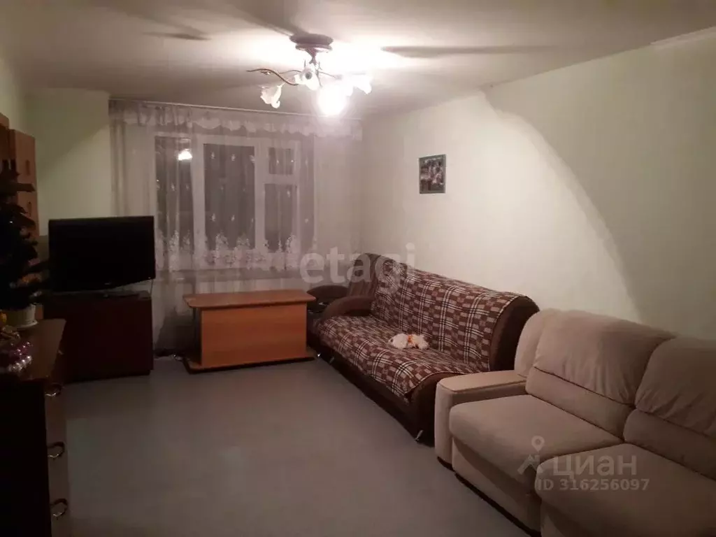 3-к кв. Кемеровская область, Кемерово ул. Тухачевского, 27 (85.0 м) - Фото 0