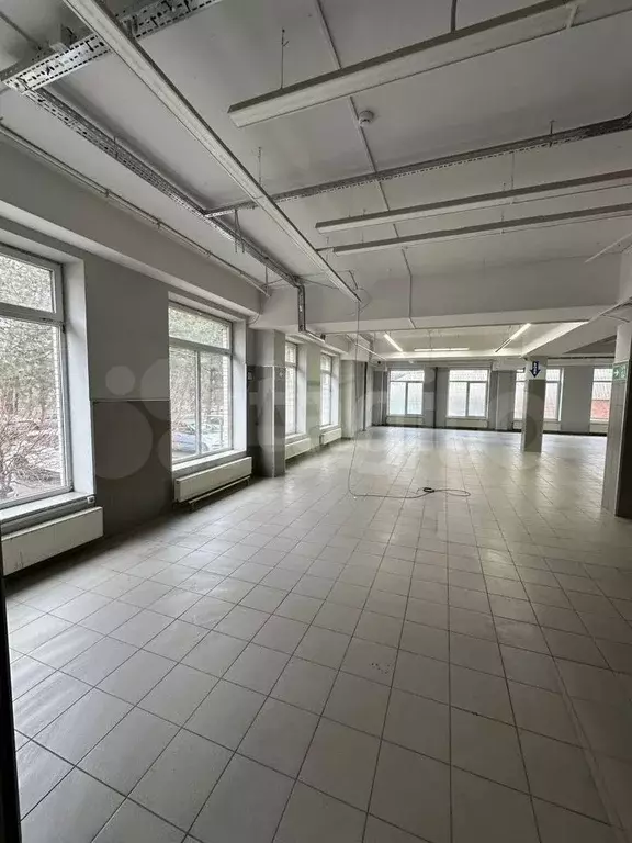 Сдам помещение свободного назначения, 200 м - Фото 1