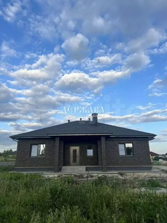 Коттедж в Белгородская область, Старый Оскол ул. Персиковая (125 м) - Фото 1