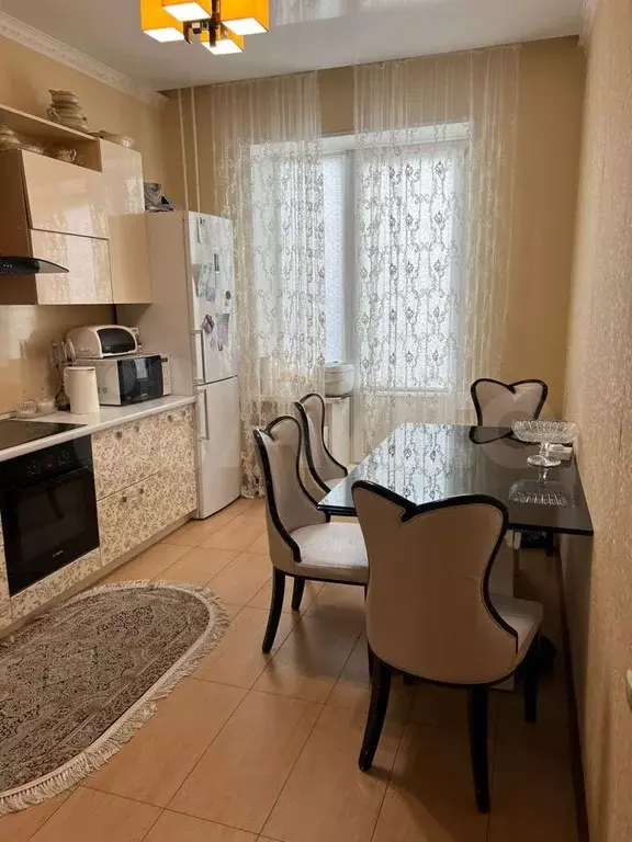 2-к. квартира, 65 м, 1/8 эт. - Фото 1