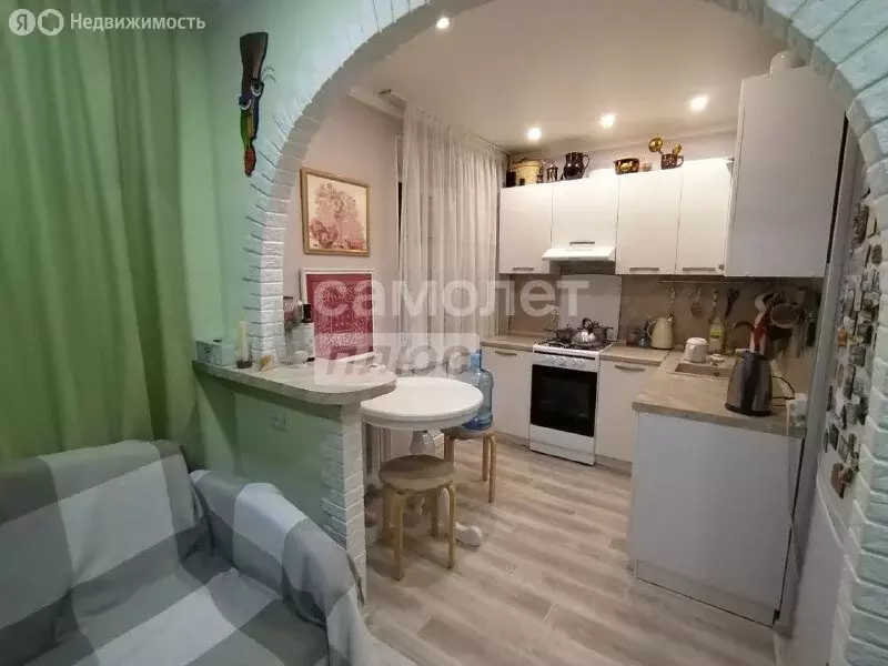 3-комнатная квартира: Октябрьский, улица Шашина, 6 (52.3 м) - Фото 2