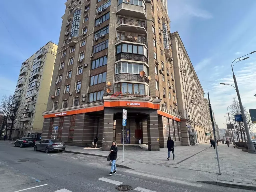 Торговая площадь в Москва Валовая ул., 20 (692 м) - Фото 1