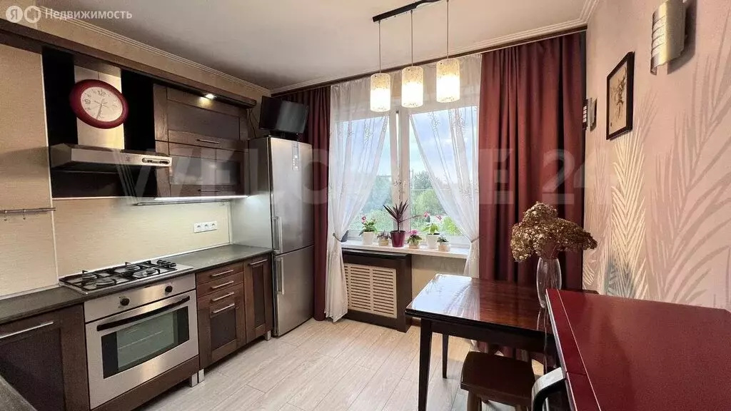 3-комнатная квартира: посёлок городского типа Калининец, 238 (63.9 м) - Фото 2