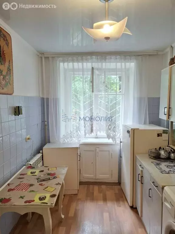 3-комнатная квартира: Нижний Новгород, проспект Гагарина, 150 (53.9 м) - Фото 1