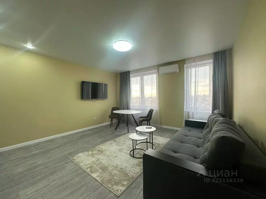 Студия Тюменская область, Тюмень ул. Краснооктябрьская, 6 (33.0 м) - Фото 1