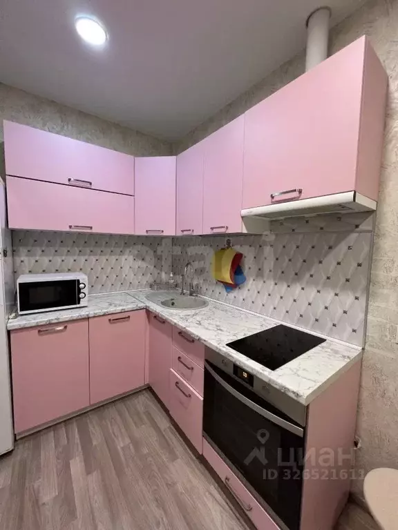 1-к кв. Ямало-Ненецкий АО, Новый Уренгой ул. Имени В.Я. Петуха, 3/1 ... - Фото 1