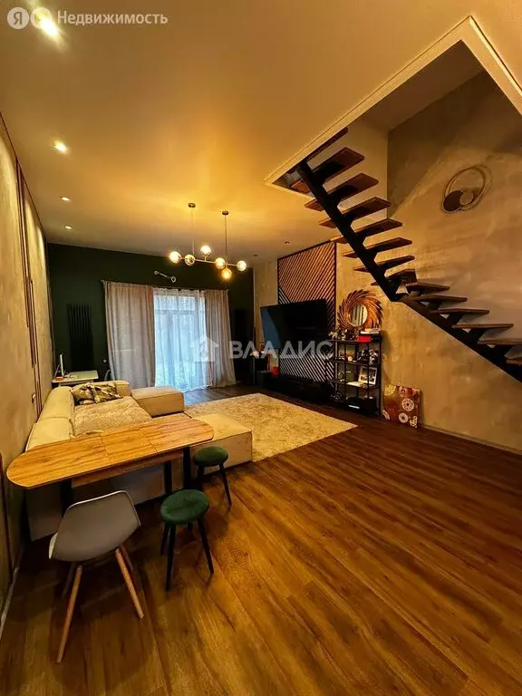 Дом в деревня Столбово, улица Столбовские Дачи, 24к2 (230 м) - Фото 1