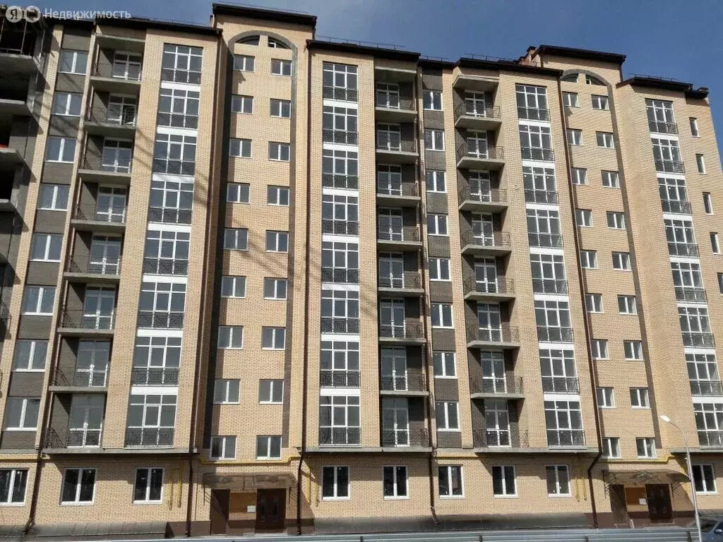 3-комнатная квартира: Владикавказ, улица Зураба Магкаева, 2 (98 м) - Фото 2