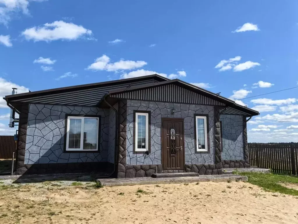 Дом в Тверская область, Калининский муниципальный округ, д. Володино ... - Фото 1