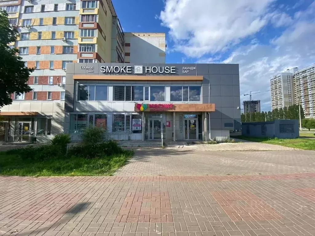 Помещение свободного назначения в Татарстан, Набережные Челны просп. ... - Фото 0