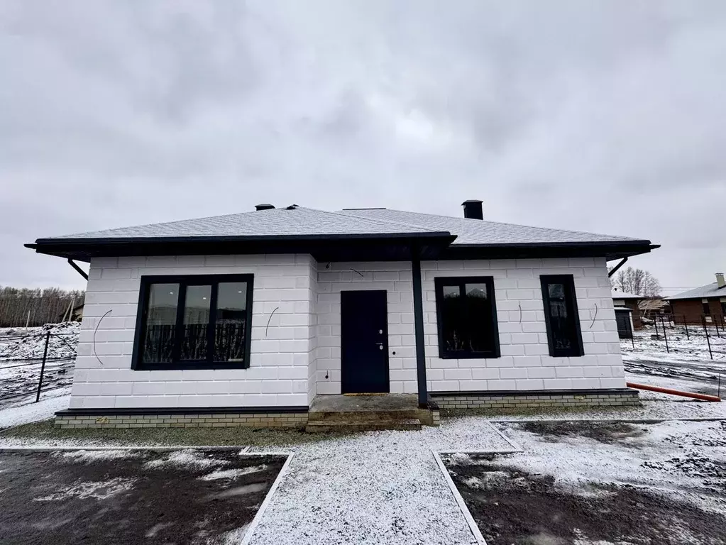 Дом в Омская область, Омский район, Пушкинское с/пос, Пушкинский Лес ... - Фото 1