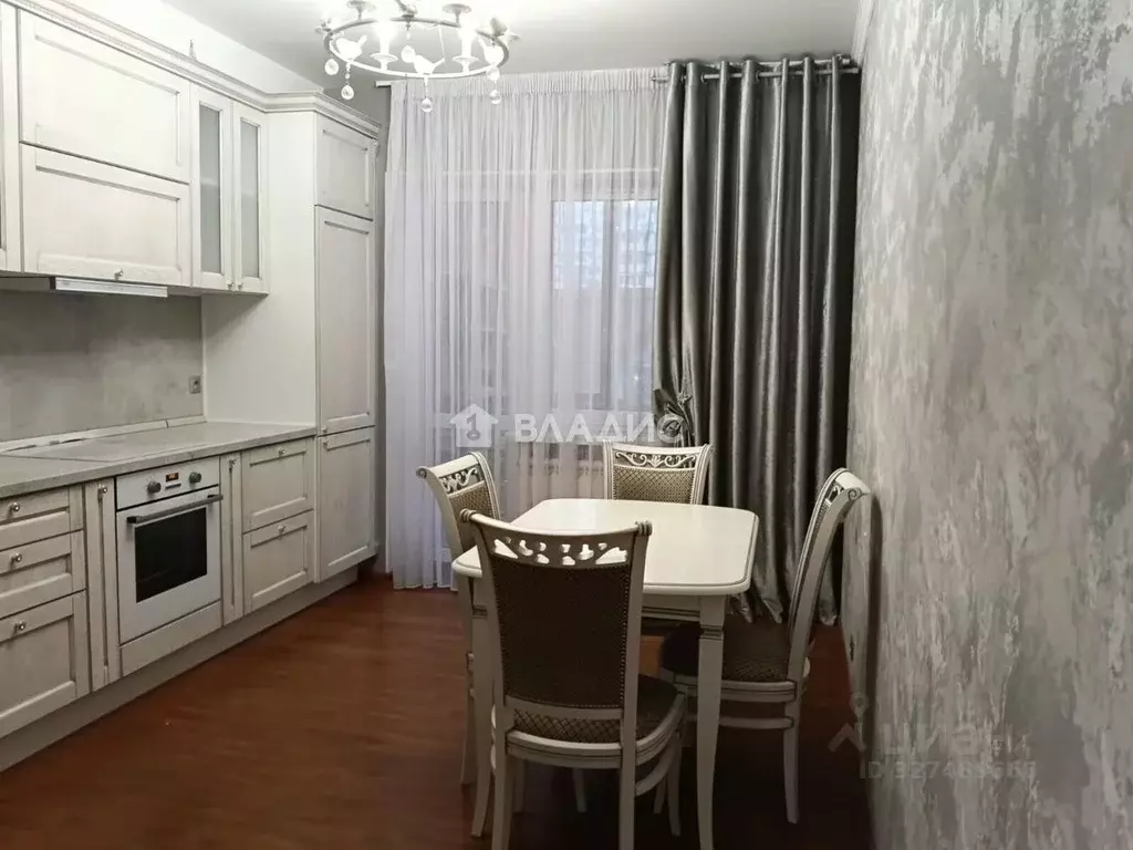 2-к кв. Московская область, Одинцово Можайское ш., 80А (62.5 м) - Фото 1