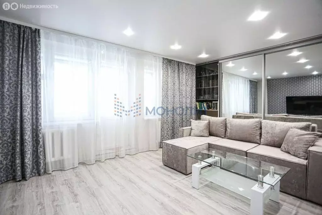 3-комнатная квартира: Нижний Новгород, Вятская улица, 3 (77.8 м) - Фото 1