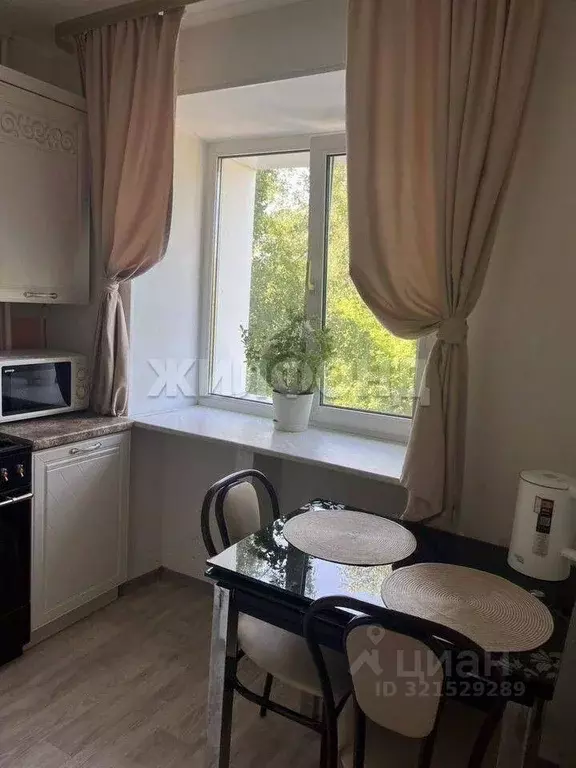 1-к кв. Томская область, Томск просп. Ленина, 6 (29.6 м) - Фото 1