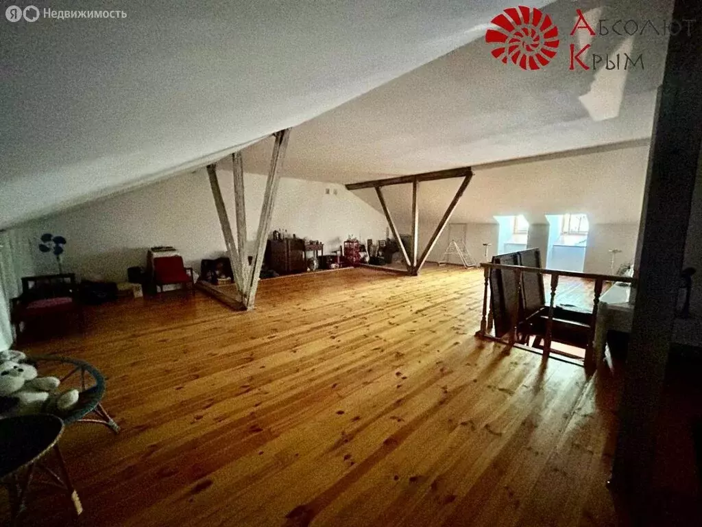 5-комнатная квартира: Феодосия, улица Горького, 4 (180 м) - Фото 1