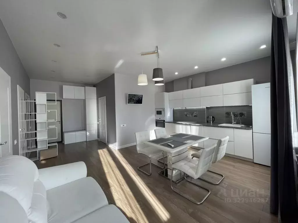 2-к кв. Самарская область, Самара Самарская ул., 200А (80.0 м) - Фото 1