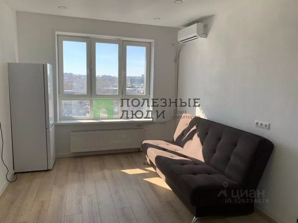 Студия Хабаровский край, Хабаровск ул. Виталия Бубенина, 1 (21.8 м) - Фото 1