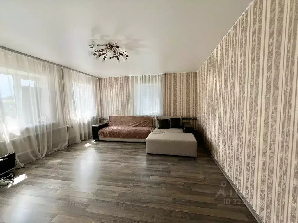 Дом в Татарстан, Лаишевский район, Столбищенское с/пос, с. Столбище ... - Фото 1