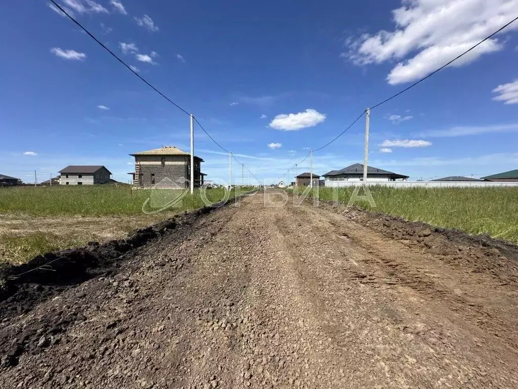 Участок в Тюменская область, Тюменский район, д. Падерина Луговая ул. ... - Фото 1