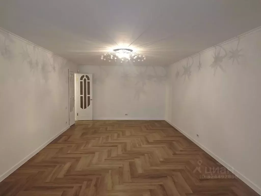 2-к кв. Воронежская область, Воронеж ул. 60-й Армии, 27 (83.0 м) - Фото 2