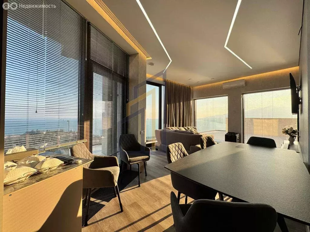 3-комнатная квартира: Массандра, Туристская улица, 6 (252.5 м) - Фото 1