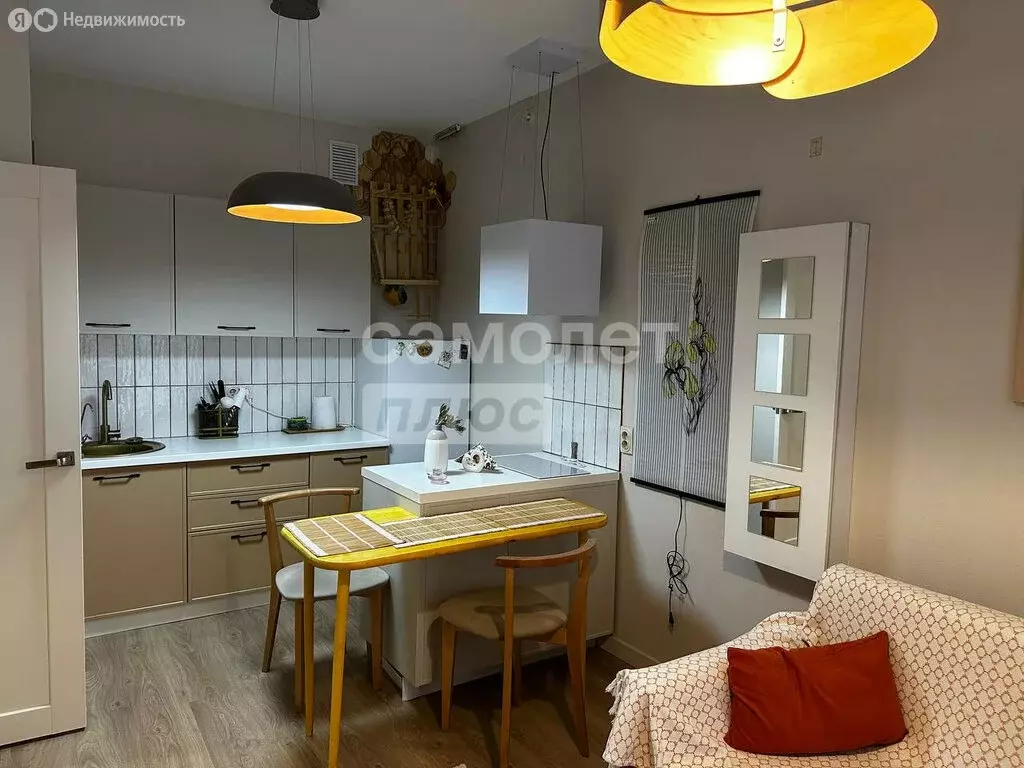 1-комнатная квартира: Екатеринбург, Новосинарский бульвар, 7 (32.9 м) - Фото 1