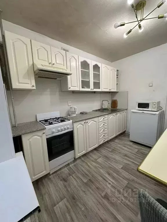 2-к кв. Татарстан, Казань ул. Декабристов, 85 (48.0 м) - Фото 0