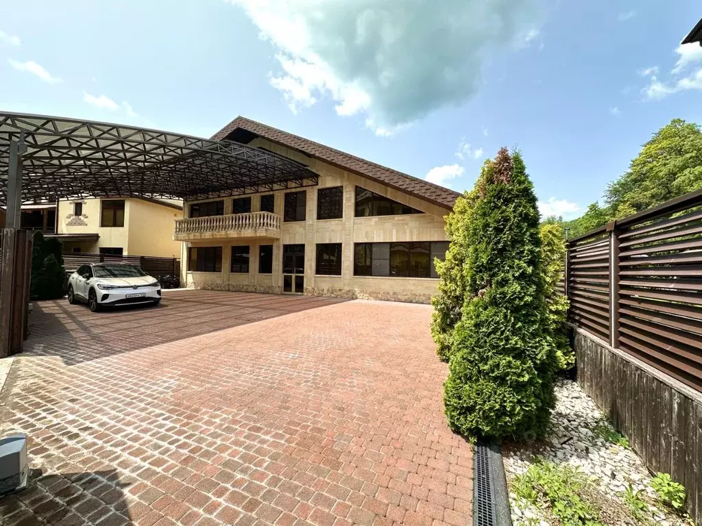 Дом в Краснодарский край, Туапсинский муниципальный округ, с. Агой  ... - Фото 2