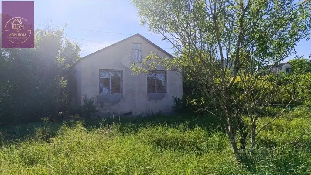 Дом в Крым, Сакский район, Суворовское с/пос, с. Великое  (38 м) - Фото 1