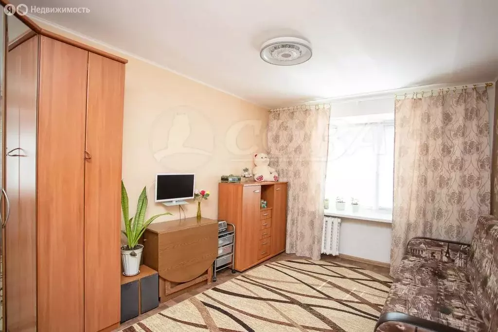 2-комнатная квартира: Тюмень, улица Республики, 229 (42 м) - Фото 1