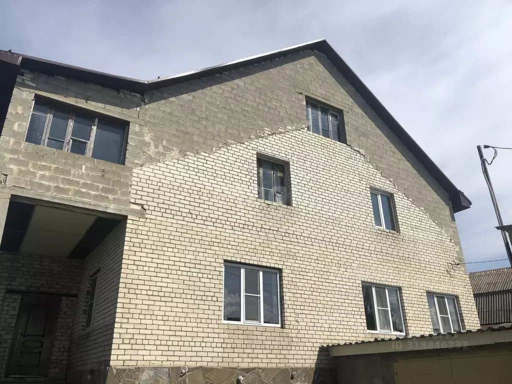 Дом в Ставропольский край, Ставрополь Надежный проезд, 15 (240 м) - Фото 2