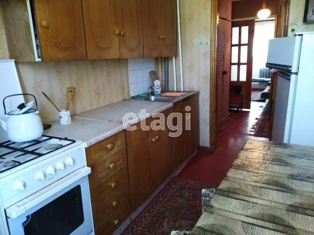 3-к кв. Владимирская область, Ковров ул. Островского, 77 (56.0 м) - Фото 1