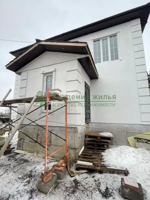 Дом в Саратовская область, Саратов ул. Рубиновая (202 м) - Фото 1