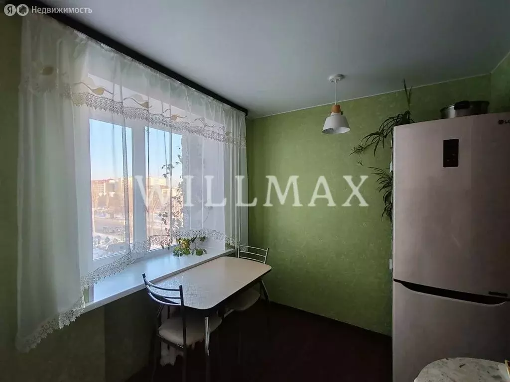 2-комнатная квартира: Тюмень, улица 30 лет Победы, 116 (47.9 м) - Фото 1