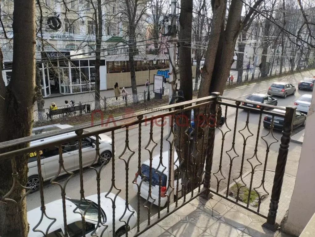 3-к кв. Ставропольский край, Пятигорск просп. Кирова, 66 (60.4 м) - Фото 2