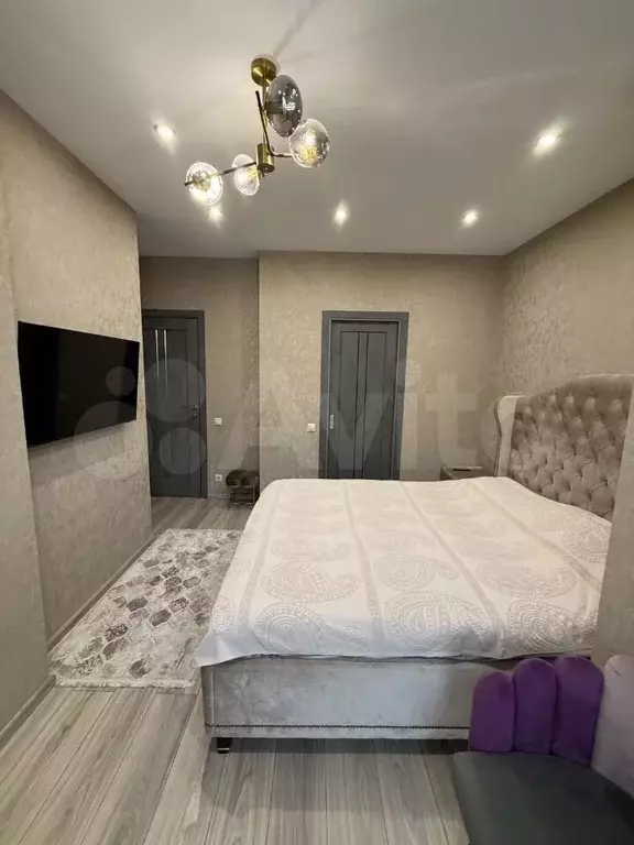 2-к. квартира, 60 м, 4/8 эт. - Фото 1