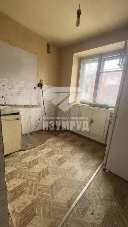 3-к кв. Кемеровская область, Кемерово ул. Сибиряков-Гвардейцев, 12 ... - Фото 0