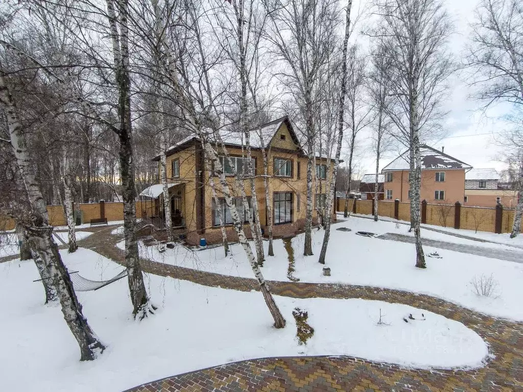 Дом в Тюменская область, Тюмень Надежда-2 СНТ, ул. Земляничная (350 м) - Фото 0