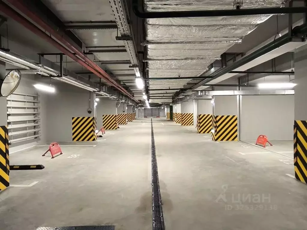 Гараж в Москва ул. Малая Полянка, 5 (15 м) - Фото 1