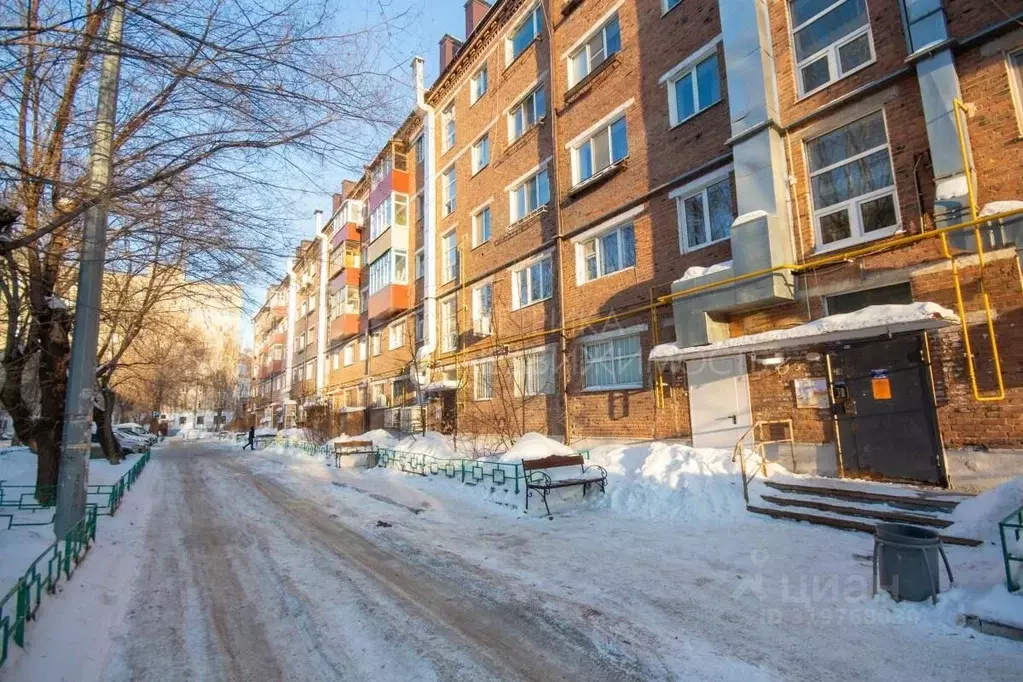 2-к кв. Тюменская область, Тюмень Тульская ул., 7 (42.9 м) - Фото 0