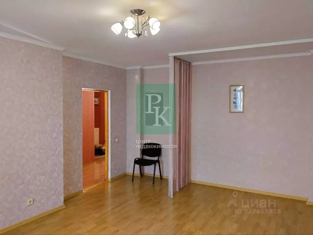 2-к кв. Севастополь просп. Победы, 44 (80.0 м) - Фото 2