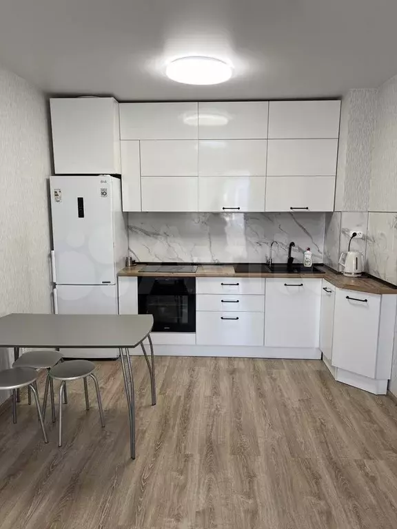 2-к. квартира, 40 м, 3/6 эт. - Фото 0