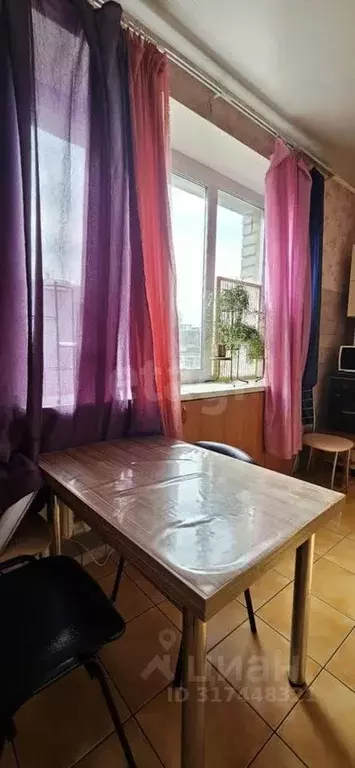 2-к кв. Брянская область, Брянск ул. 3-го Интернационала, 25А (71.5 м) - Фото 0