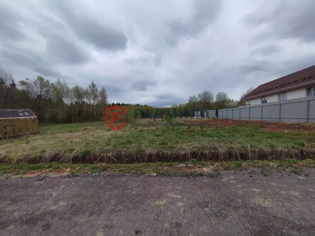 Участок в Московская область, Сергиево-Посадский городской округ, с. ... - Фото 0