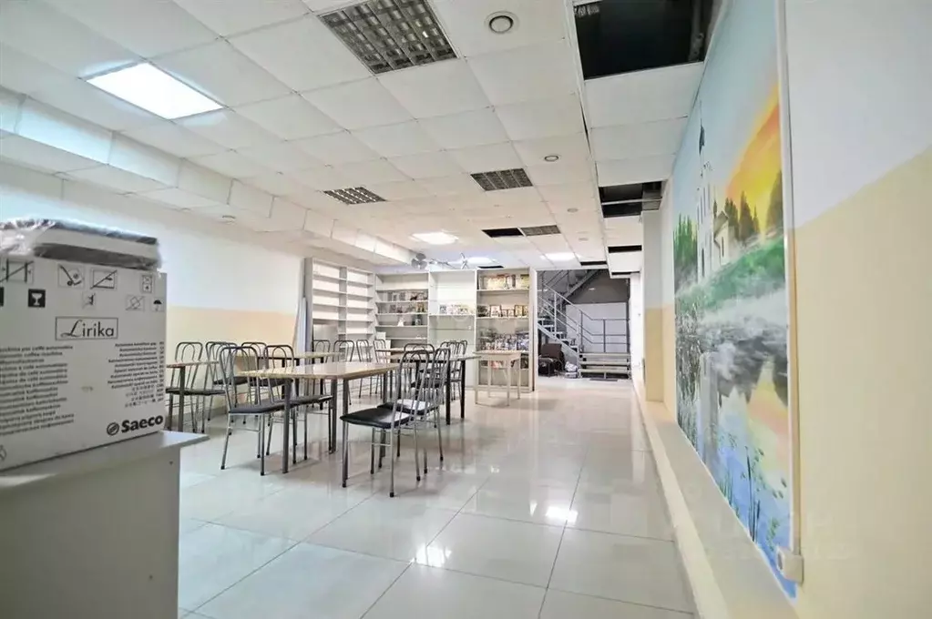 Помещение свободного назначения в Алтайский край, Барнаул просп. ... - Фото 2