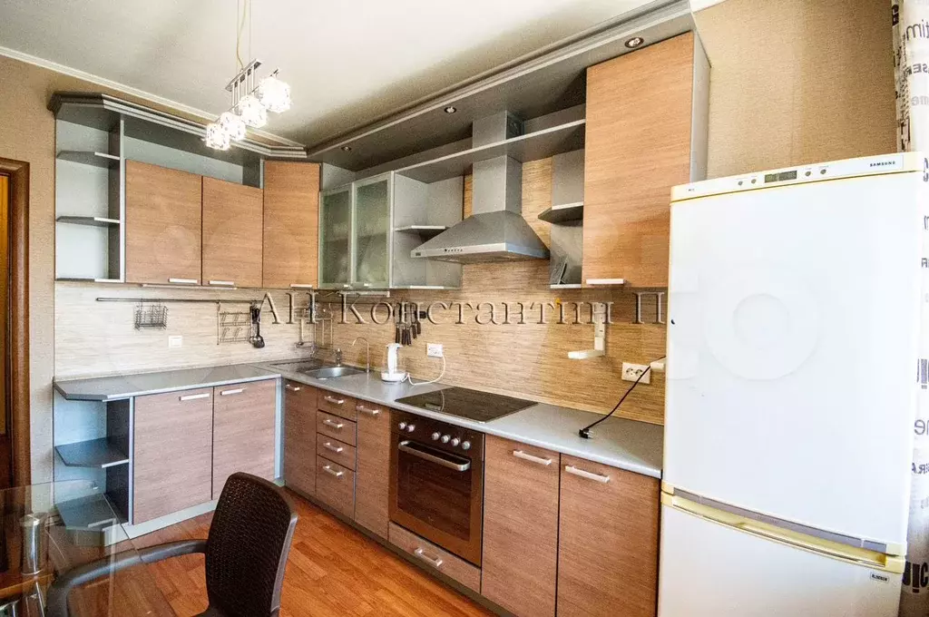 1-к. квартира, 42 м, 5/9 эт. - Фото 1